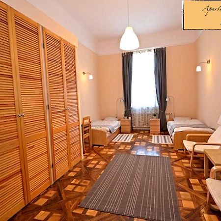 Apartament Dworski Przemysl Ngoại thất bức ảnh